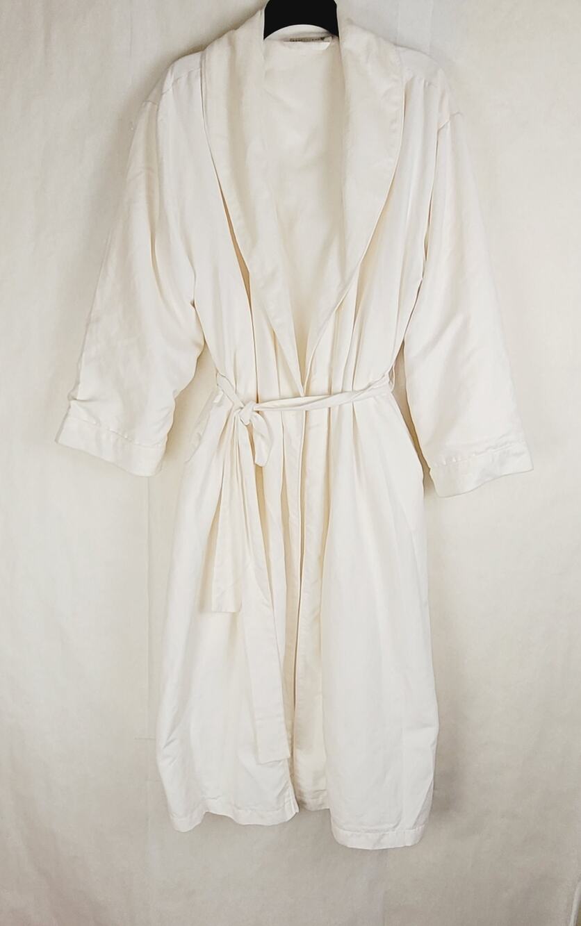 Pottery Barn ivory fleece lined belted robe one size fits most Luxe Loungewear